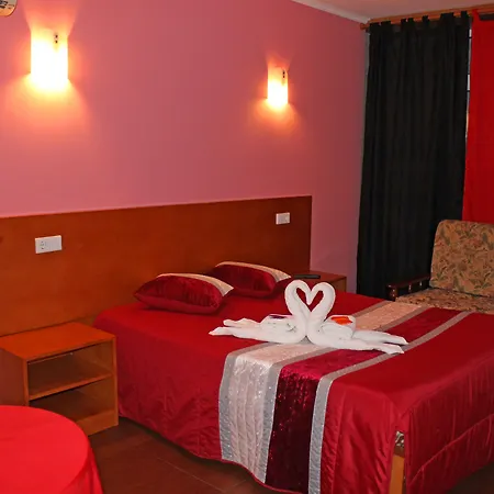 Monte Carlo Гостевой дом Порту