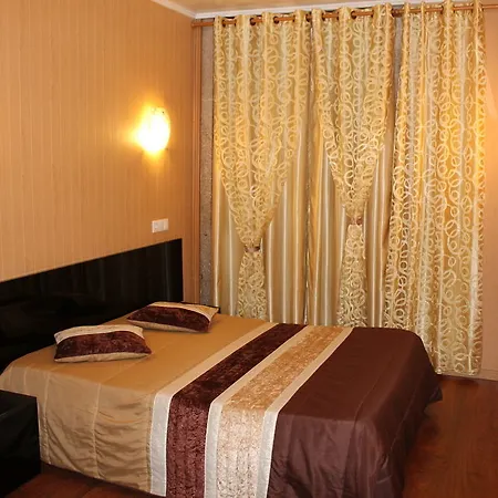 Monte Carlo Vendégház Porto