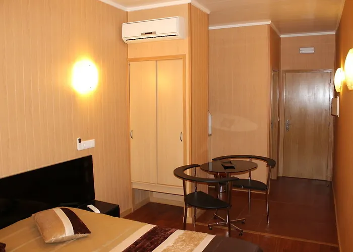 Monte Carlo 3* Oporto