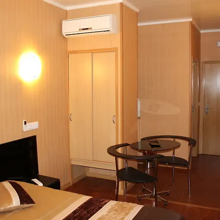 Monte Carlo 3* 포르투
